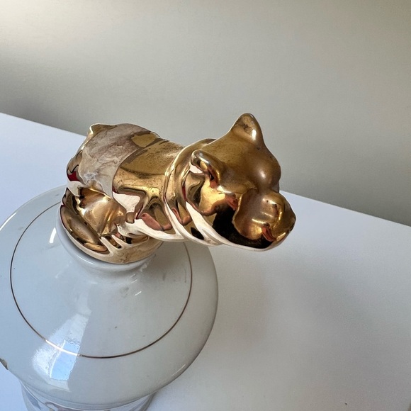 Mack Trucks Vintage Ceramic Wild Turkey Decanter with Gold Bulldog Topper - Picture 13 of 15